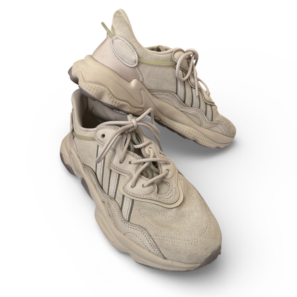 Adidas Ozweego suede US 8 (UK 6 1/2) fits wide chunky DAD shoe beige w gray
